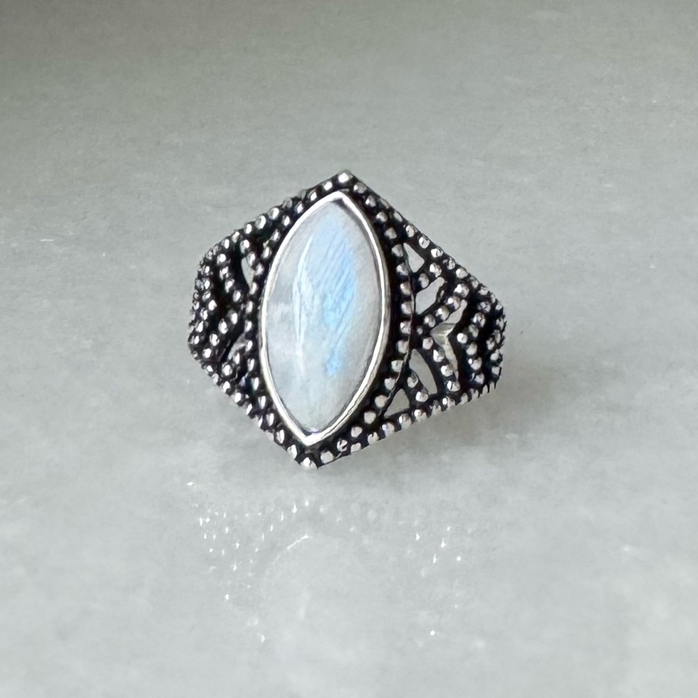 NWOT Sundance Rainbow Reign Ring, Rainbow Moonstone, Sterling Silver - Picture 4 of 7